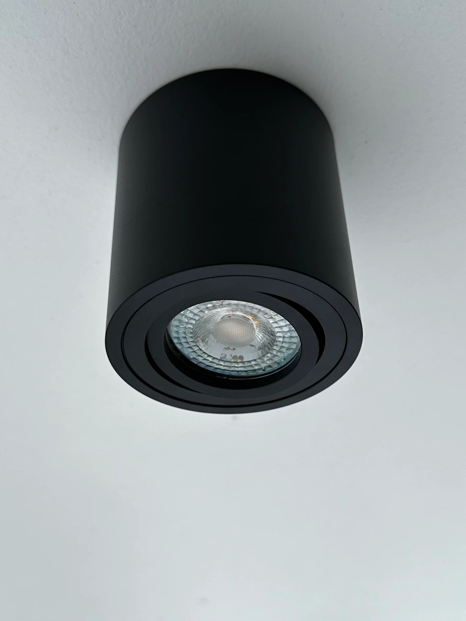 Faretto soffitto orientabile tondo - Nero